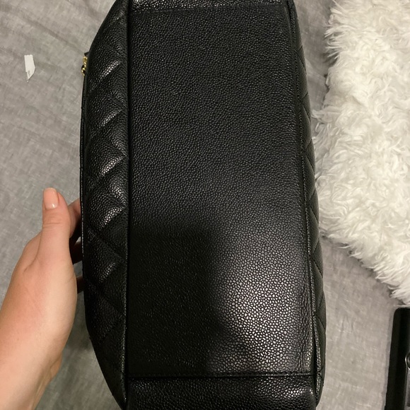 Chanel - Picture 4 of 16